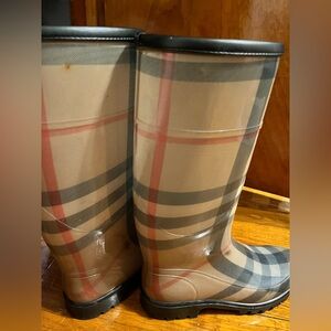 Burberry Classic Check Rain Boots (Wellington Boots)